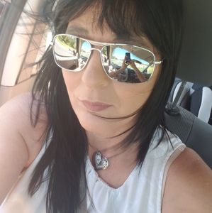 Meet your Posher, Sherry